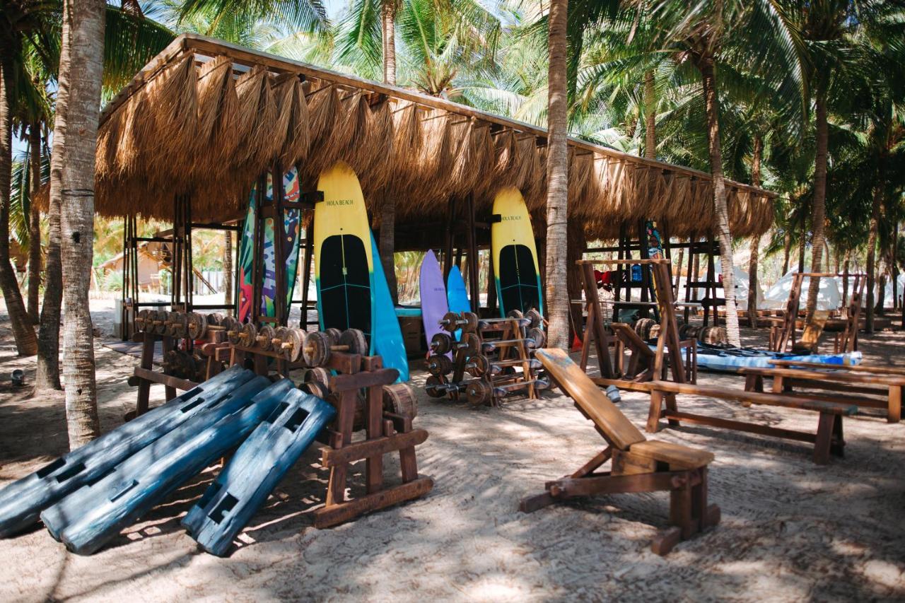 Hola Beach - Beach Club & Eco Glamping Resort Ke Ga Exterior photo